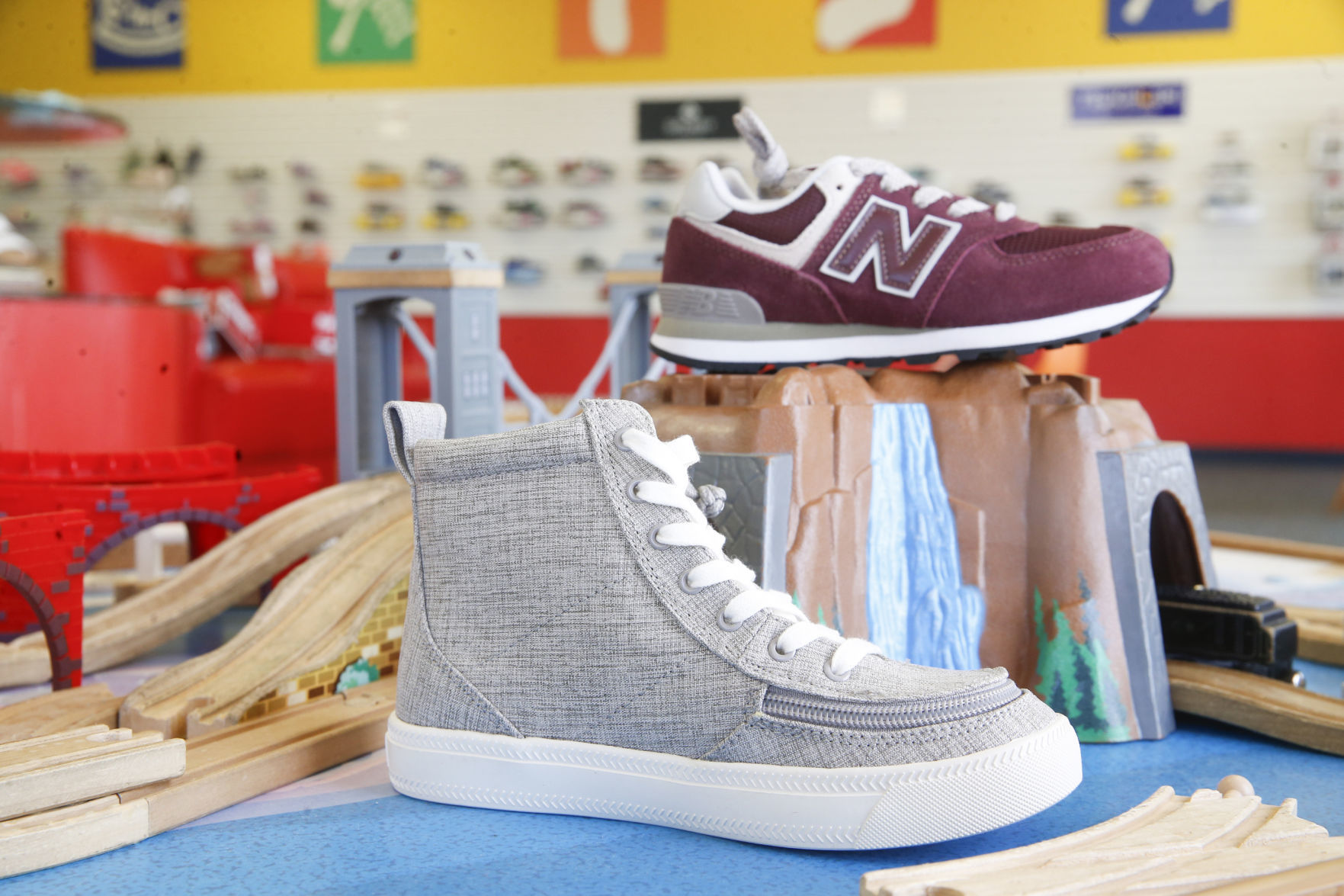 Zipper shoes